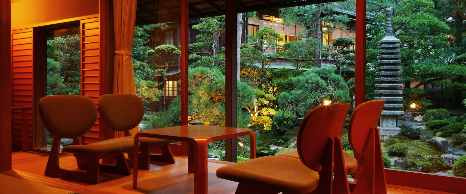 Photo: Traditional Superior Room