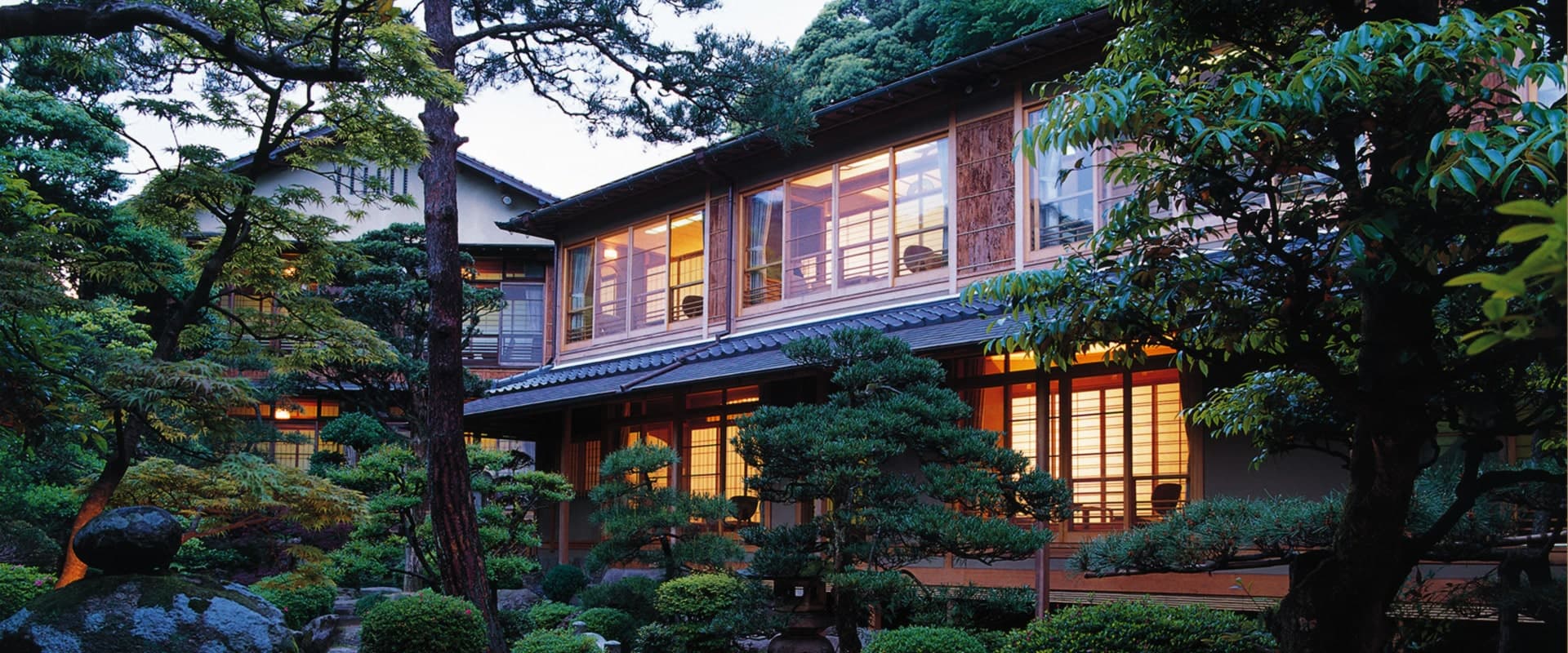 Photo: Nishimuraya honkan appearance